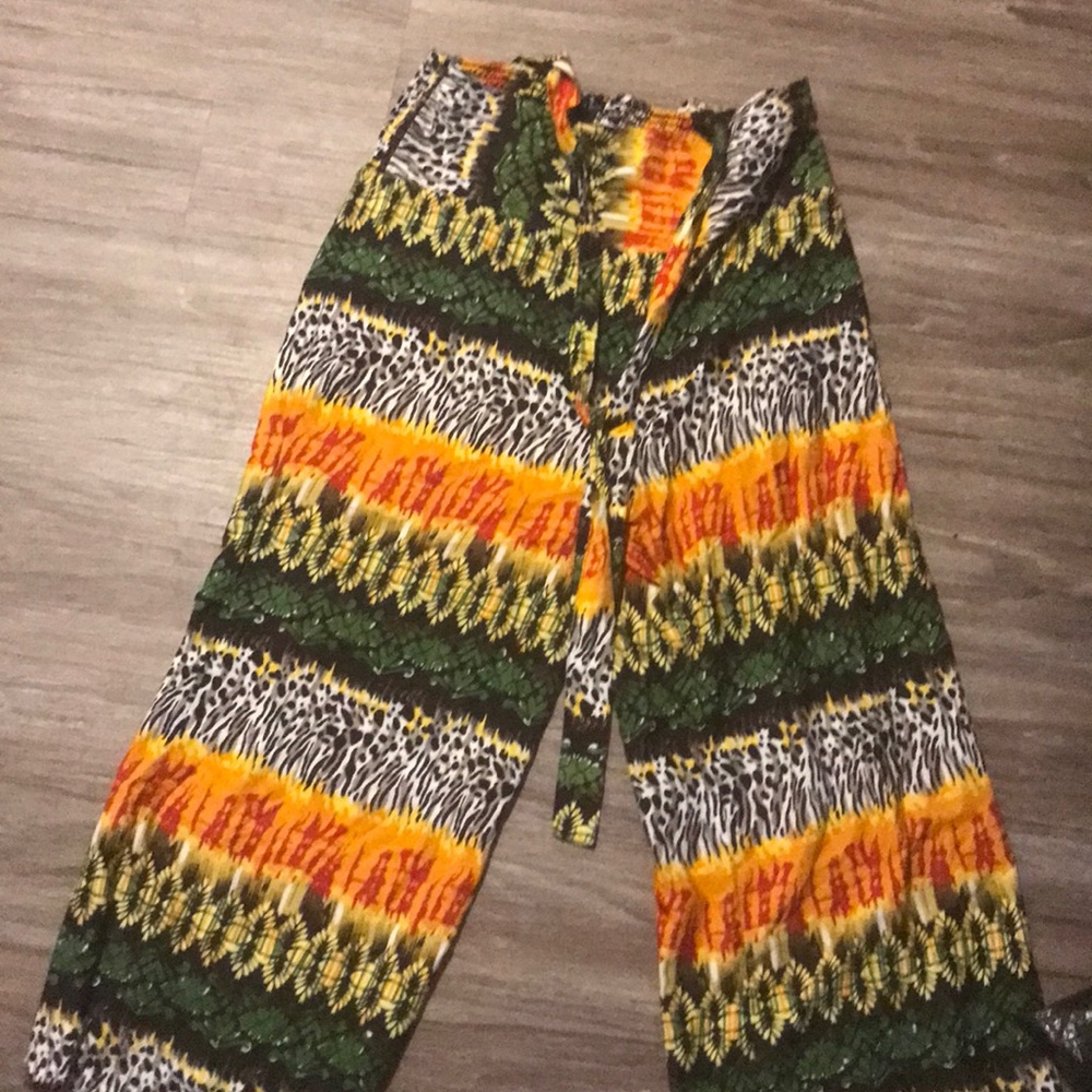 Wide leg pants